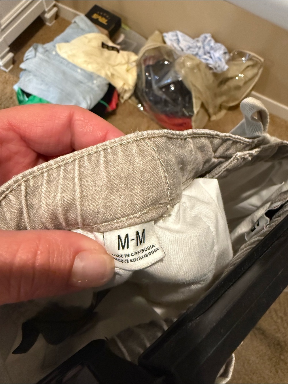 BDG Stone Gray Cargo Joggers - Picture 3 of 5